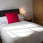 The At Szálloda 5*