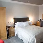 The At 5* Brough (Cumbria)
